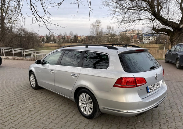 Volkswagen Passat cena 32999 przebieg: 349000, rok produkcji 2014 z Warszawa małe 497